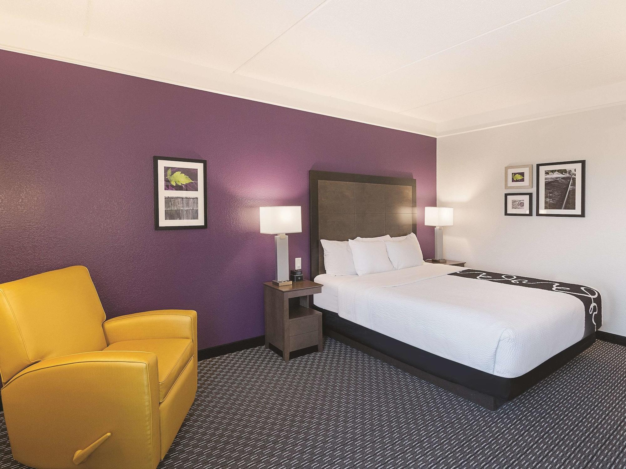 La Quinta By Wyndham Arlington North 6 Flags Dr Hotel Buitenkant foto