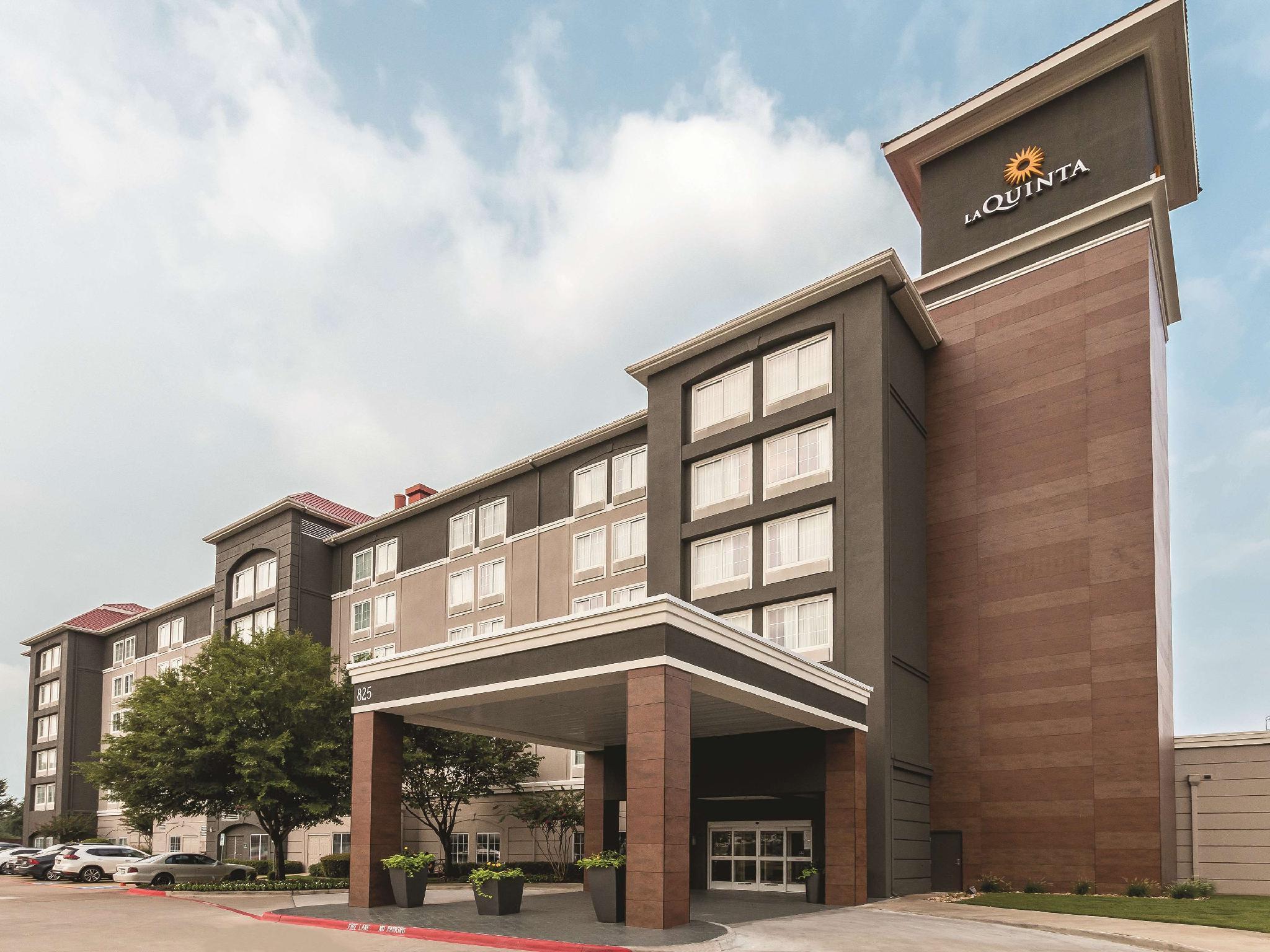 La Quinta By Wyndham Arlington North 6 Flags Dr Hotel Buitenkant foto